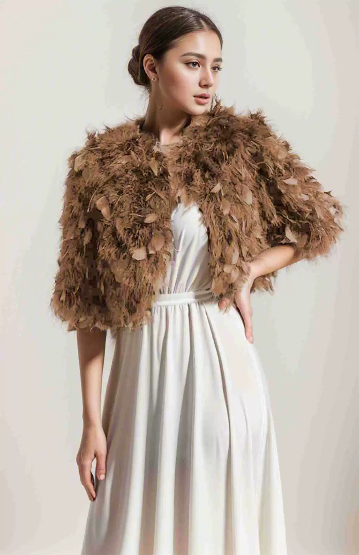 Women's half-sleeved jackets, cropped tops, turkey feather knitted coats, real feather clothing factory, wholesale available, customizable