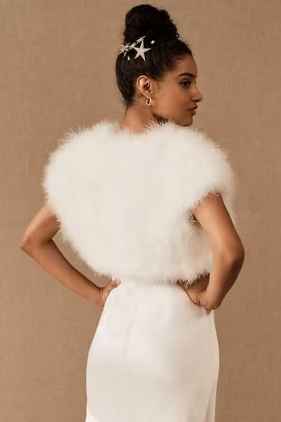 Turkey feather cape vest, women's short vest, women's cape, hand-woven women's half-sleeved fur vest, half-sleeved cardigan, wholesale factory, custom sizes and colors are available