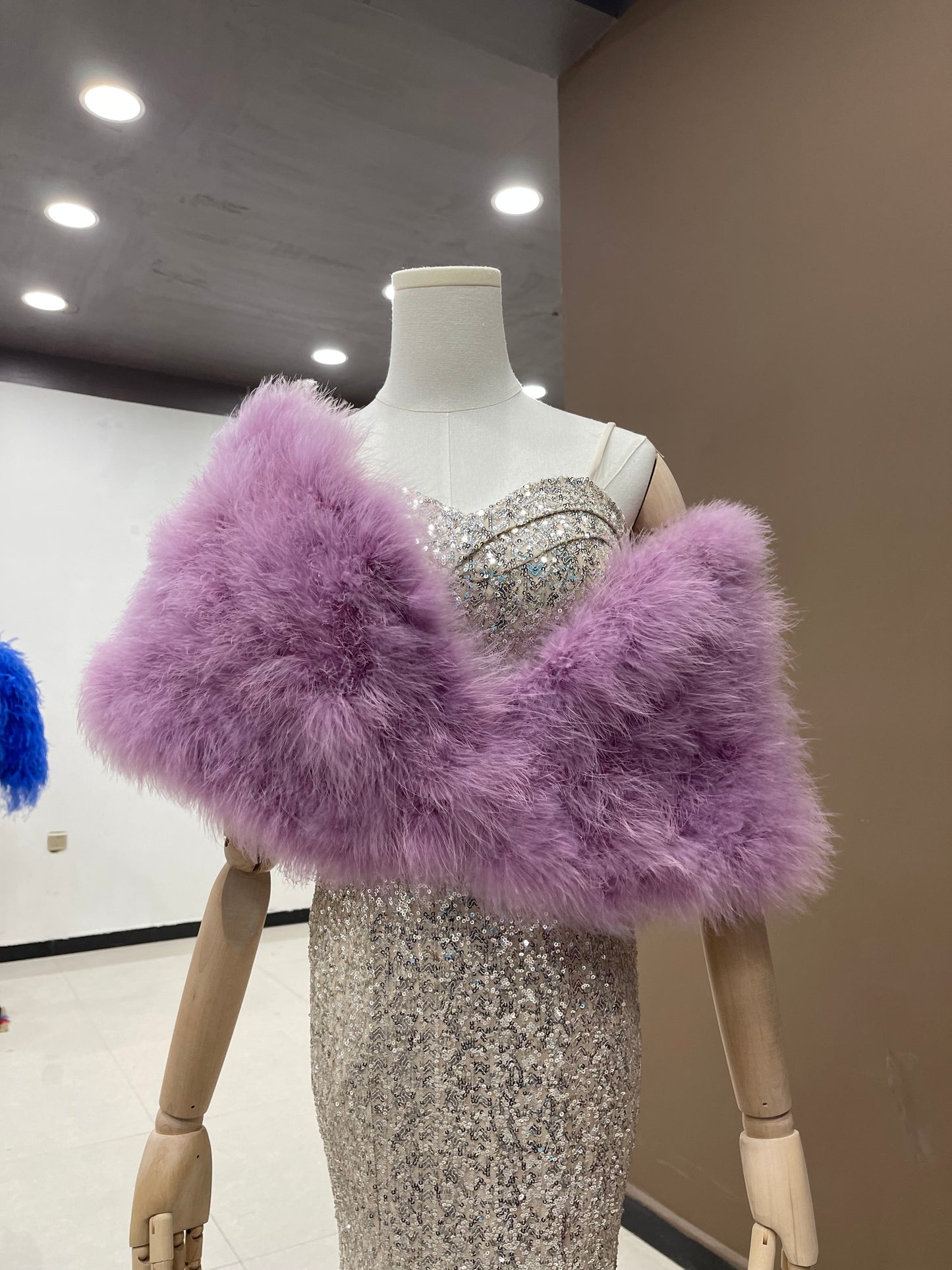 Turkey feather shawl, ladies shawl, thickened shawl, padded shawl, banquet shawl, dress shawl, dress outerwear, real fur shawl, fur shawl, wholesale and customizable handmade feather clothing factory