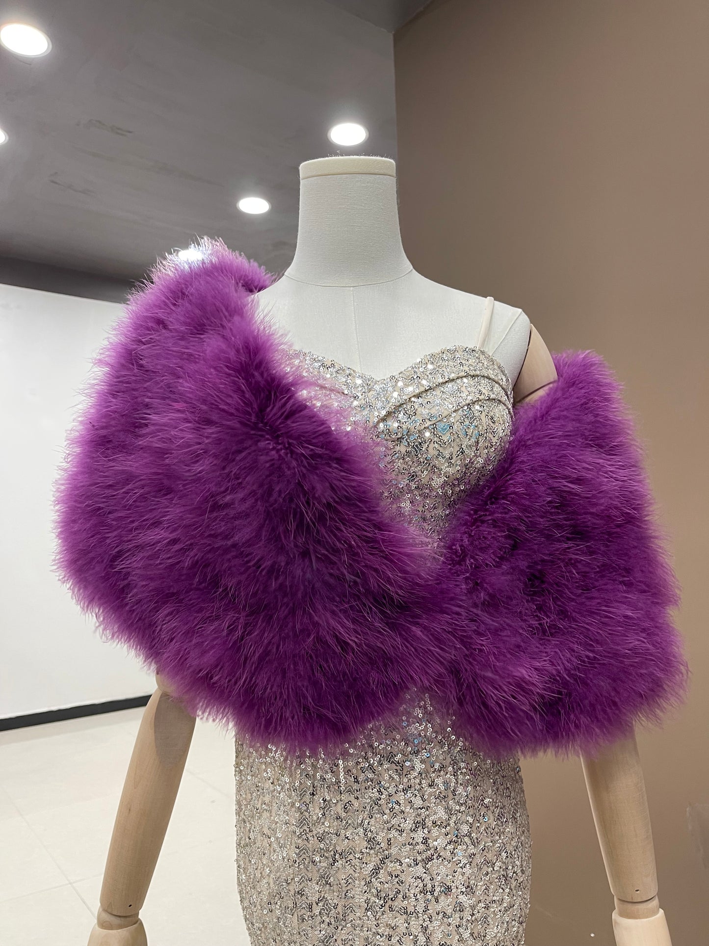 Turkey feather shawl, ladies shawl, thickened shawl, padded shawl, banquet shawl, dress shawl, dress outerwear, real fur shawl, fur shawl, wholesale and customizable handmade feather clothing factory