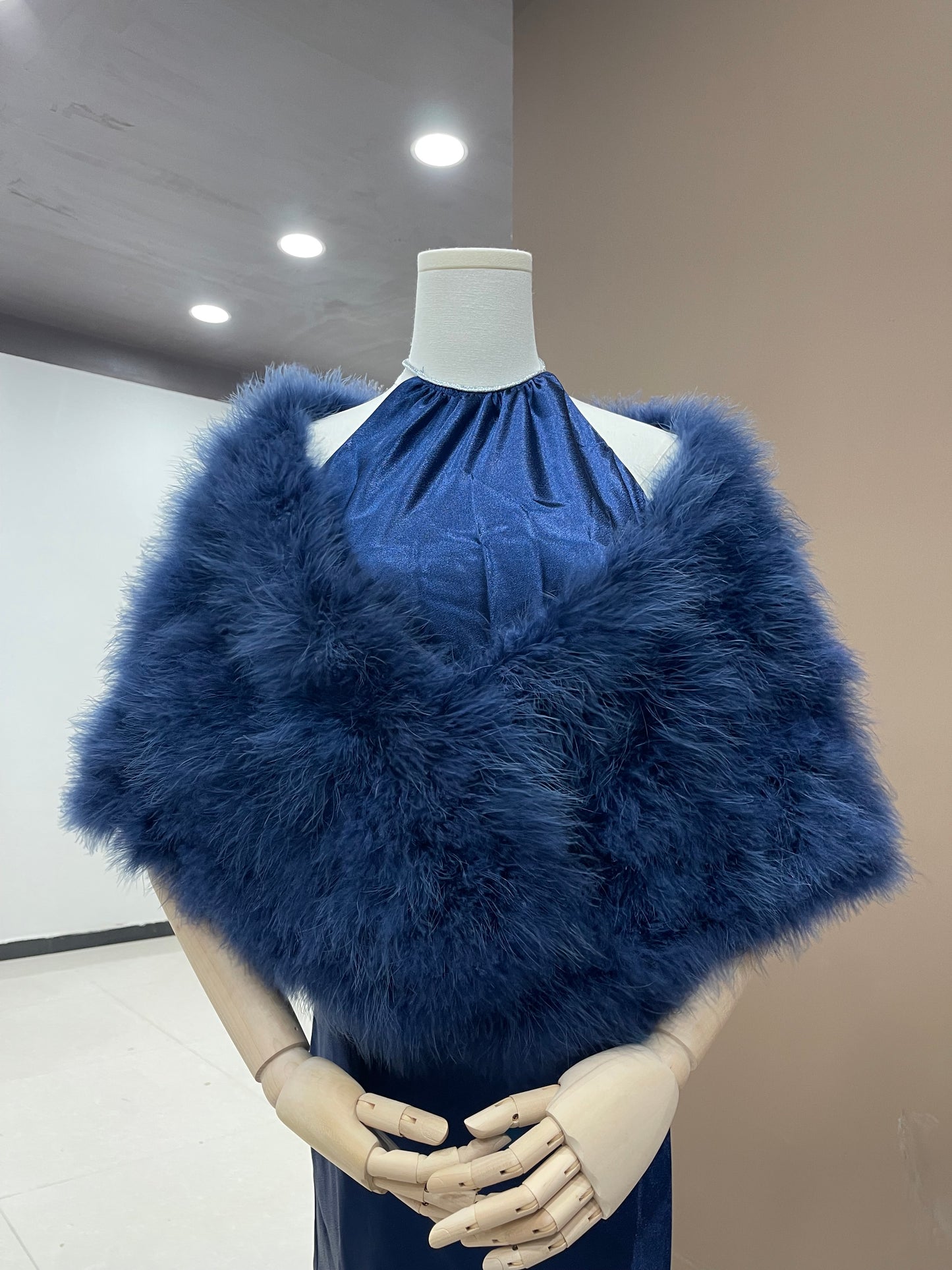 Turkey feather shawls, four seasons, ladies shawls, banquet capes, handmade, real feathers, daily warm outerwear, dress outerwear, wholesale available