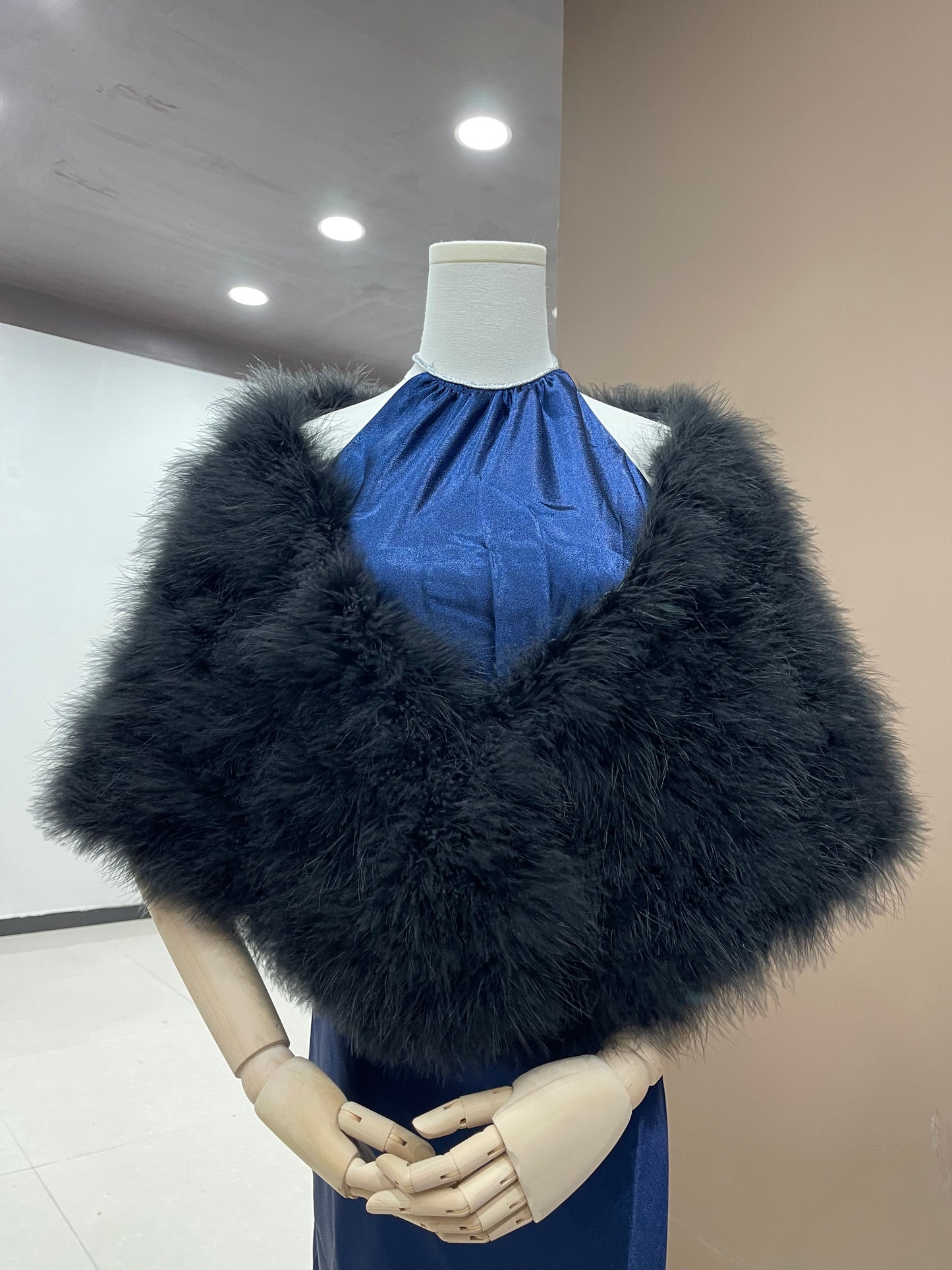 Turkey feather shawls, four seasons, ladies shawls, banquet capes, handmade, real feathers, daily warm outerwear, dress outerwear, wholesale available