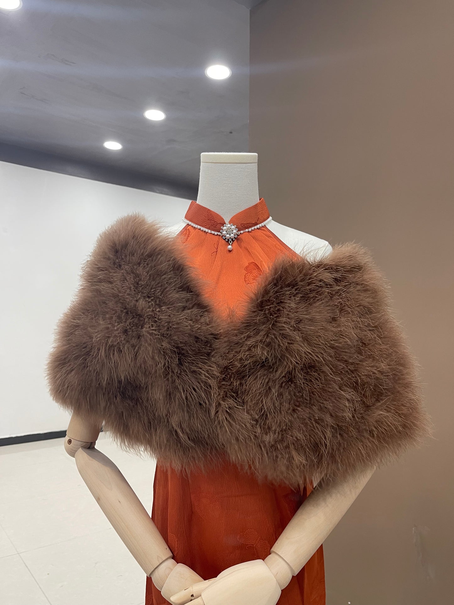 Turkey feather shawl, ladies shawl, thickened shawl, padded shawl, banquet shawl, dress shawl, dress outerwear, real fur shawl, fur shawl, wholesale and customizable handmade feather clothing factory