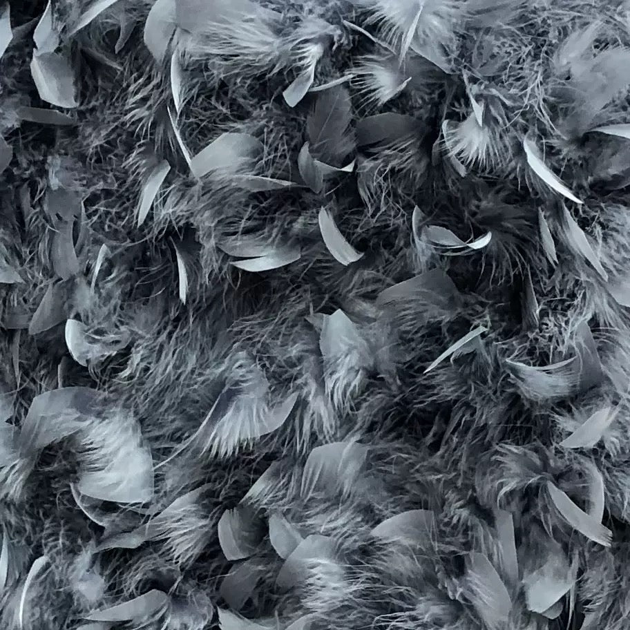 Women's handbags, feather handbags, turkey feather handbags, crossbody handbags, feather bags, handmade bags, real fur bags, handmade fur bags, wholesale and pattern making are available.