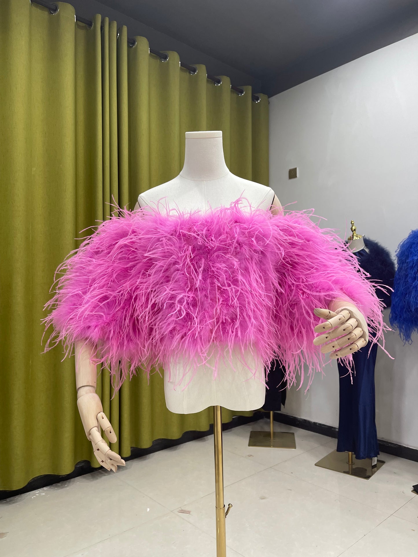 Off-shoulder tops, half sleeves, short sleeve tops, elastic bra, tube tops, sexy, summer, ladies, banquet, ostrich feather coat, handmade, clothing factory, wholesale, custom sizes available