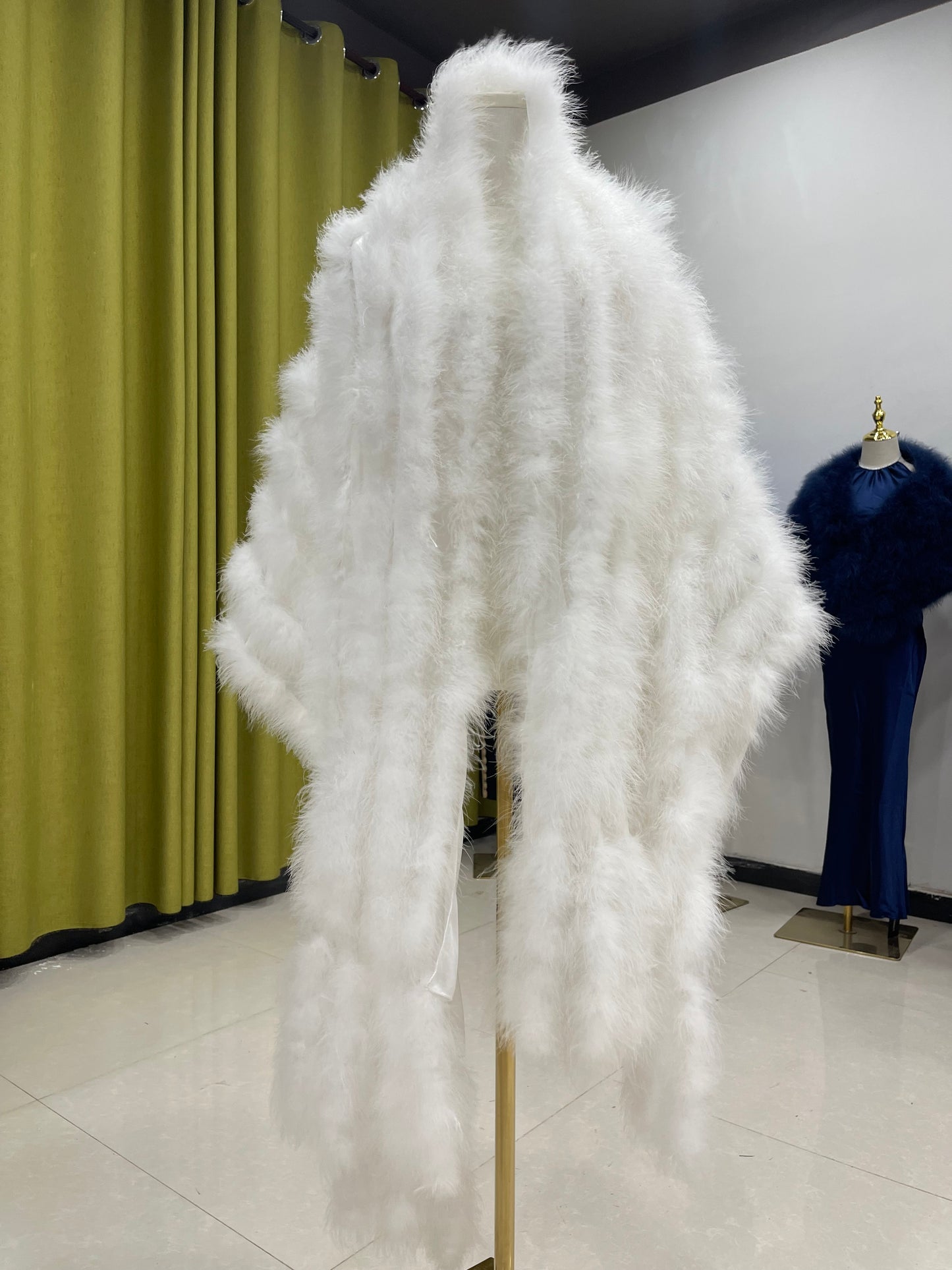 Women's shawls Turkey feather capes Handmade shawls Party dress shawls Multiple colorsCan wholesale