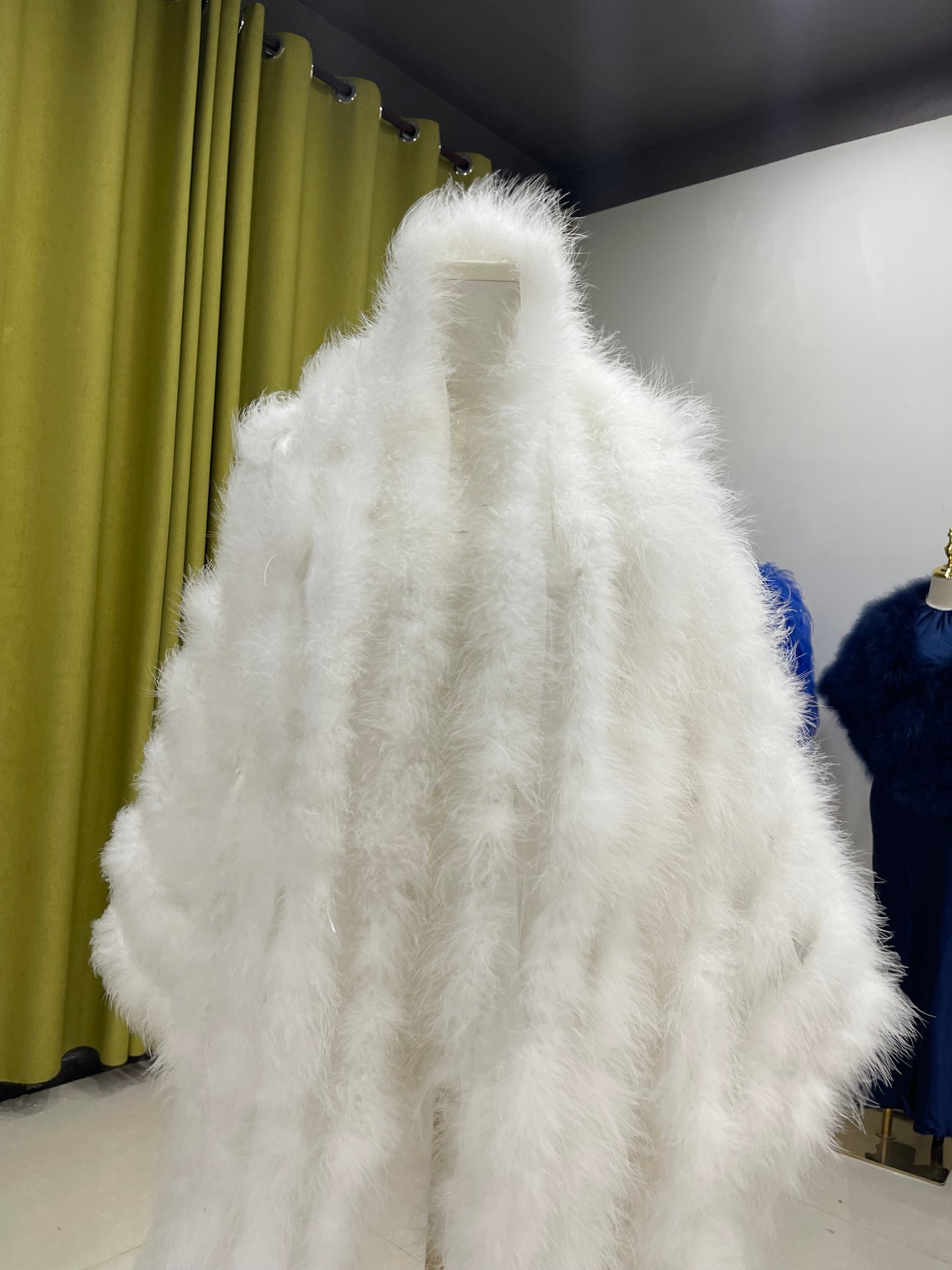 Women's shawls Turkey feather capes Handmade shawls Party dress shawls Multiple colorsCan wholesale