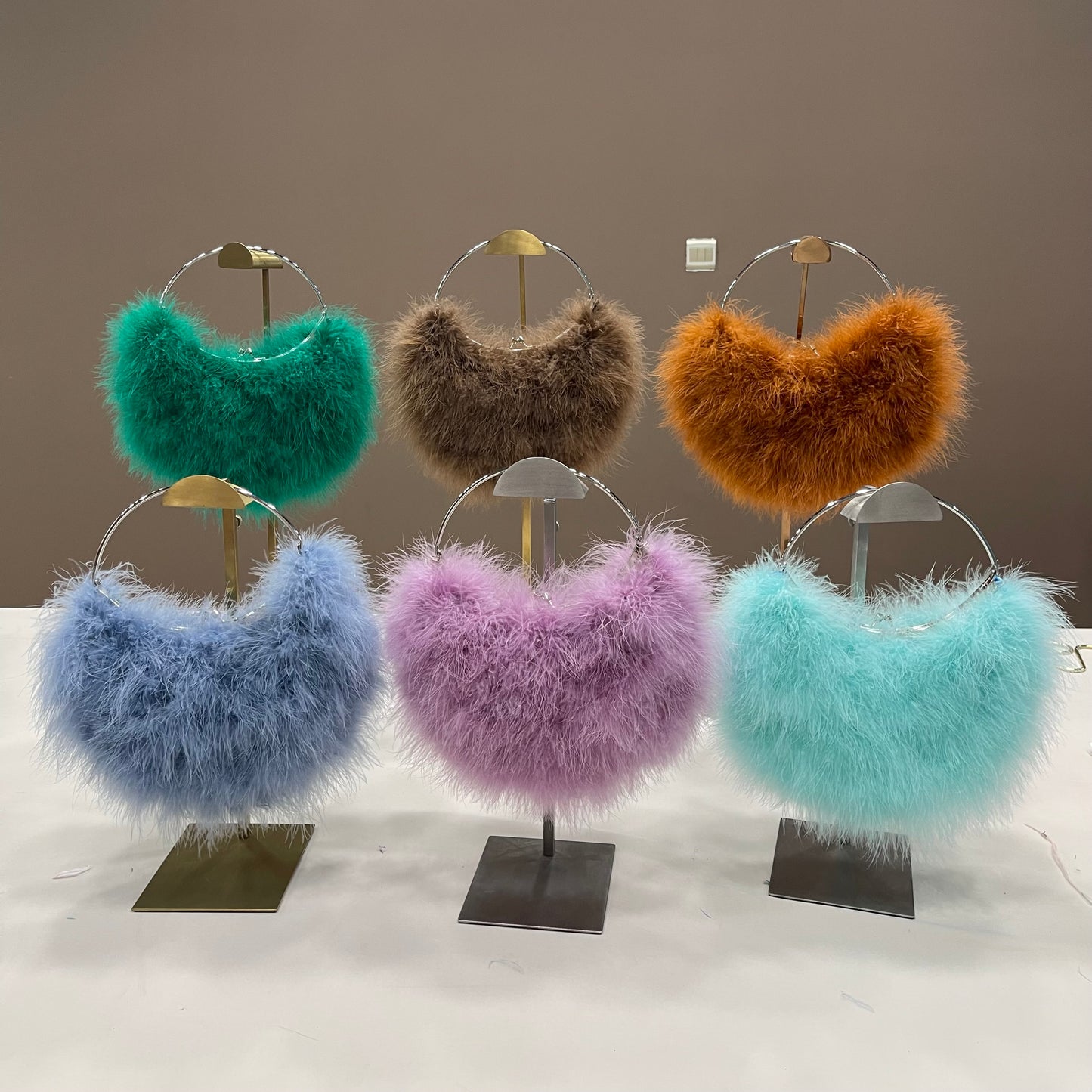 Women's bags turkey feather hand-woven handbags silver bracelet bag crescent bag mobile phone bag multiple colors small bag can be wholesale