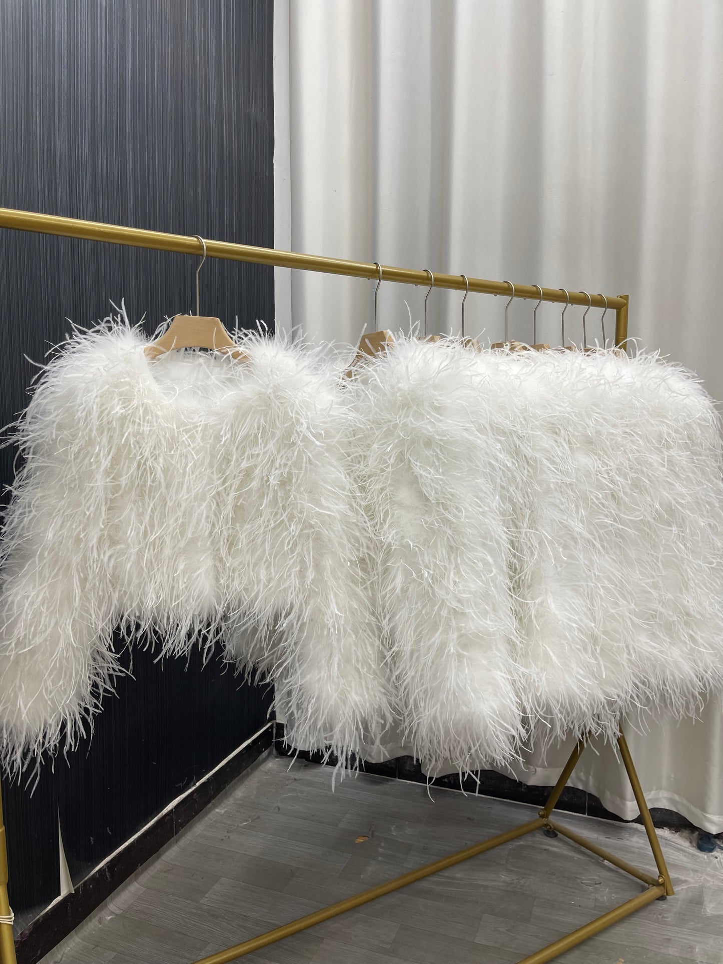 45cm long ostrich feather coat for women, short coat, real feather hand-woven and sewn, thin cotton in winter, warm and soft, wholesale clothing factory, custom sizes available