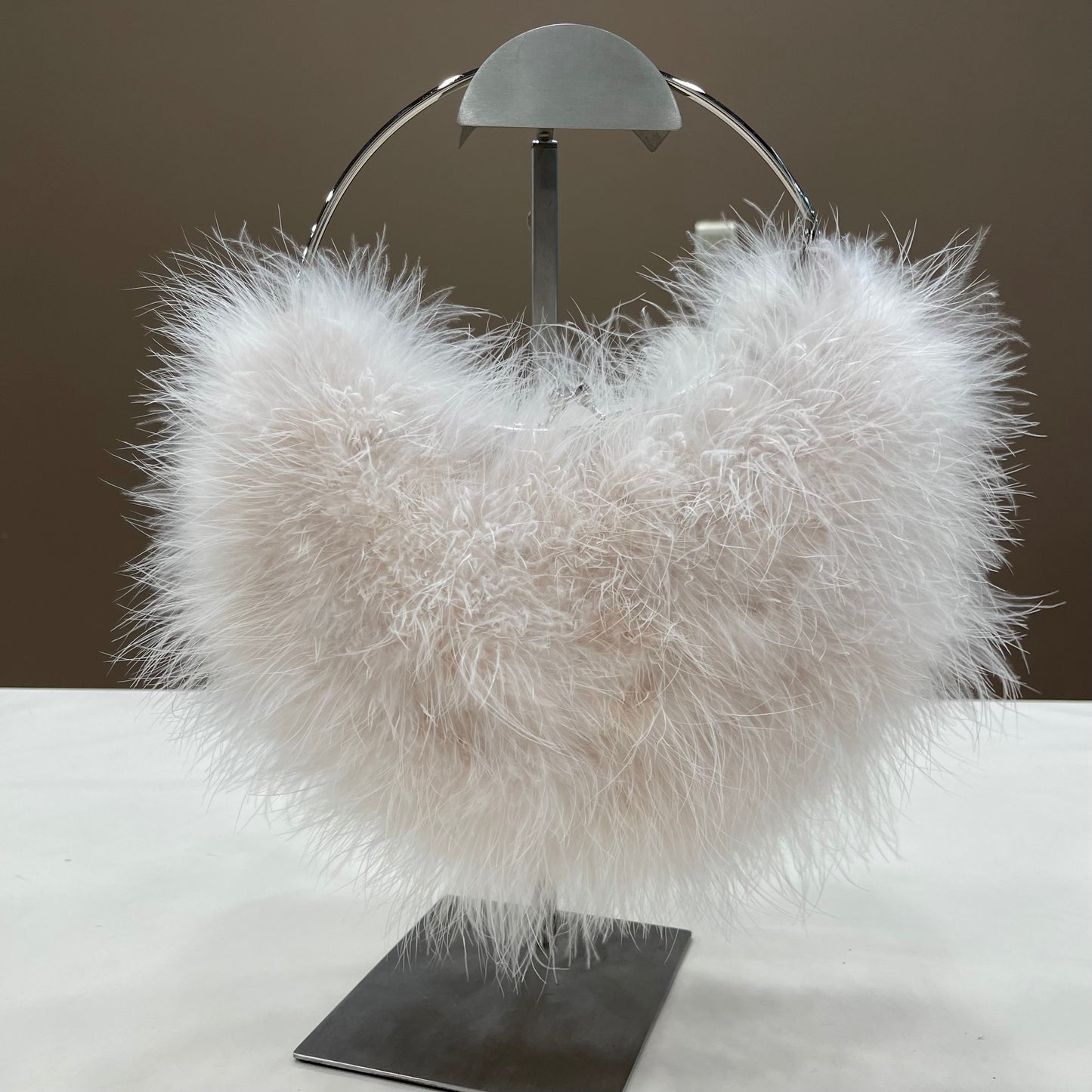 Women's bags turkey feather hand-woven handbags silver bracelet bag crescent bag mobile phone bag multiple colors small bag can be wholesale