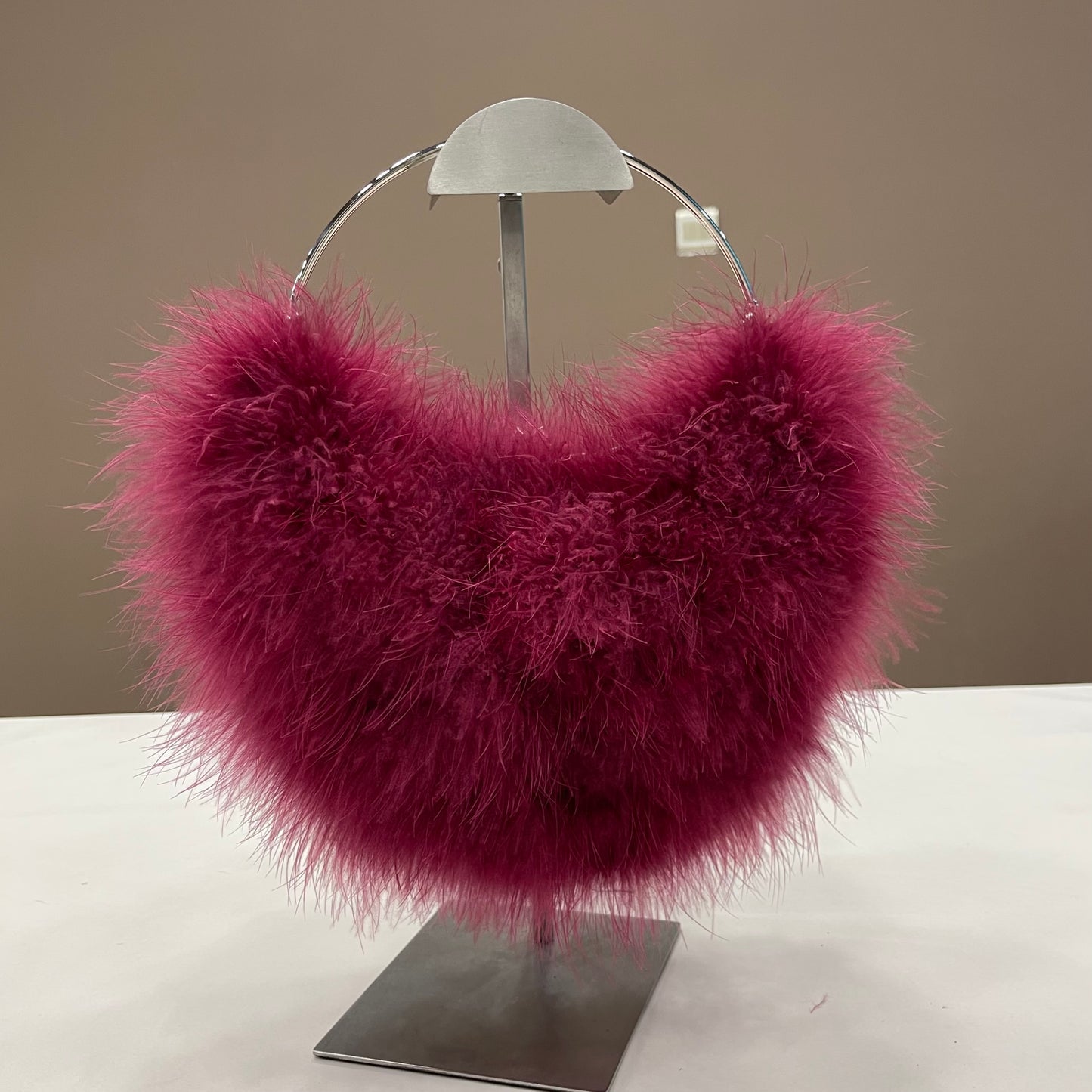 Women's bags turkey feather hand-woven handbags silver bracelet bag crescent bag mobile phone bag multiple colors small bag can be wholesale