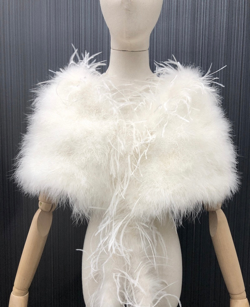 Shawls made of turkey feathers and ostrich feathers. Women's shawls. Party shawls. Dress outerwear. Handmade. Shawls. Wholesale. Customizable. Multiple colors.