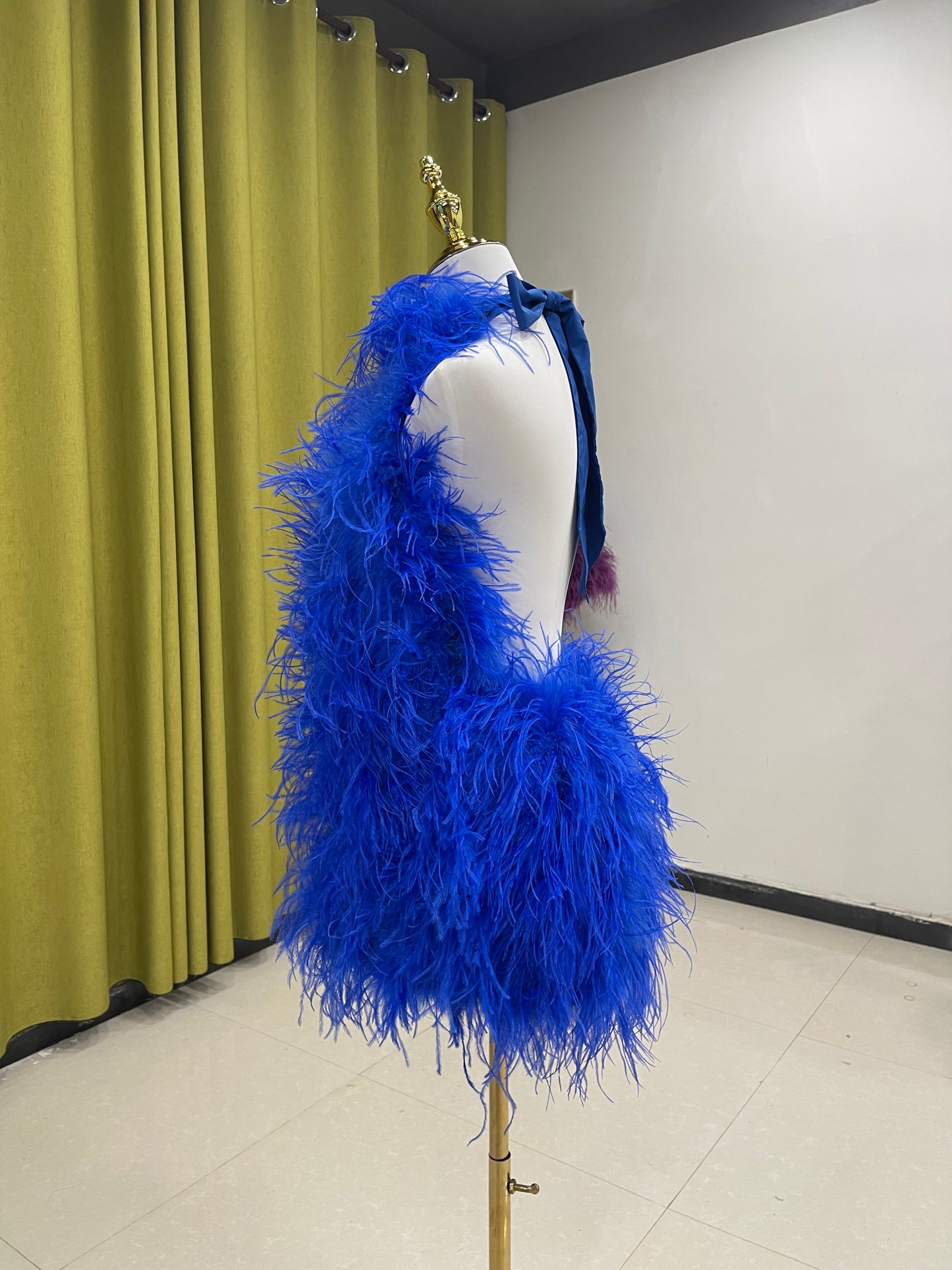 Backless dresses, sexy skirts for women, skirts made of ostrich feathers, short skirts, summer, wholesale clothing factory, custom sizes, many colors