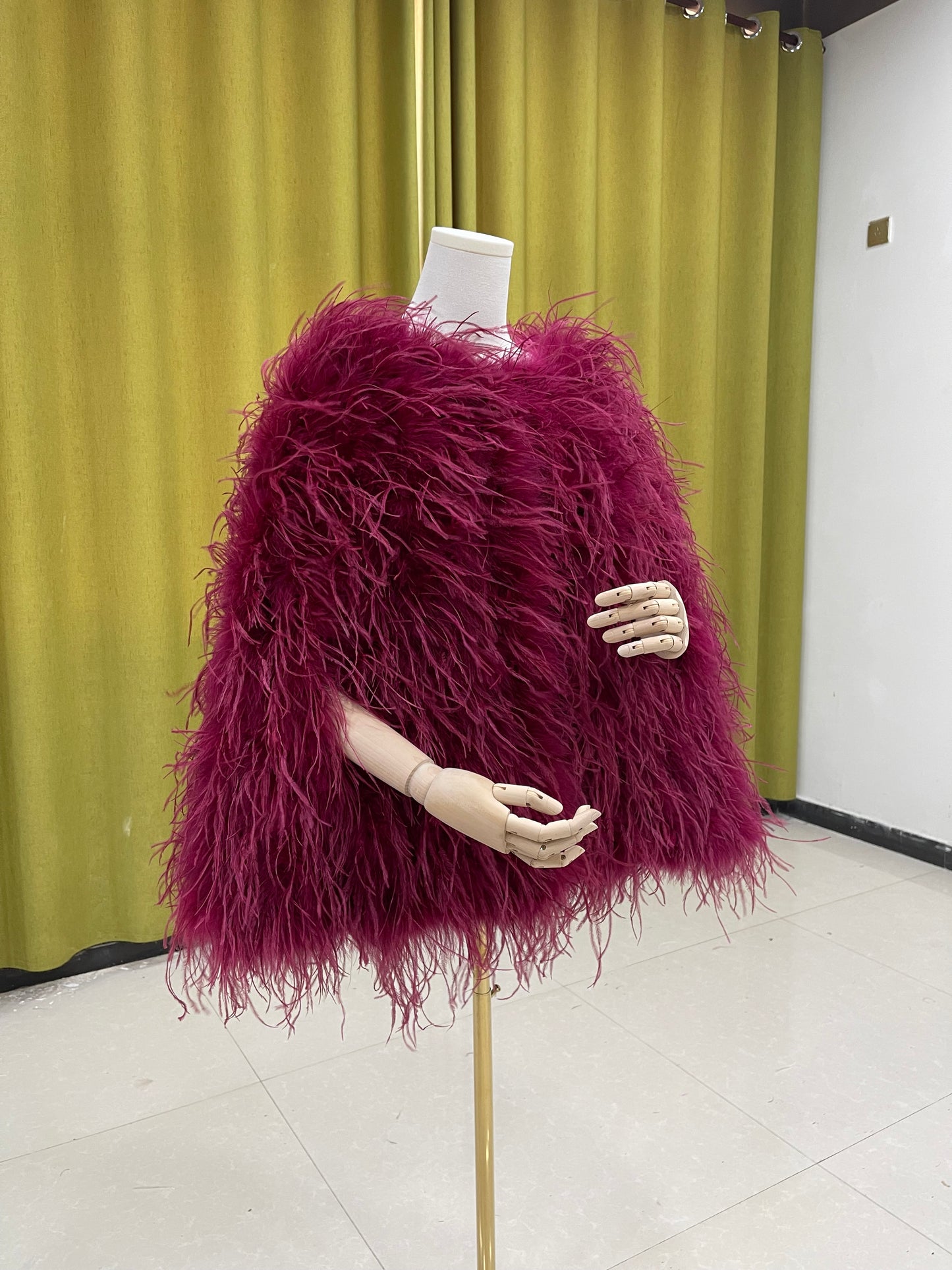 Ostrich feather cape, ostrich feather cloak, ostrich feather shawl, fur cape, ladies' party cape, feather coat, fur coat, wholesale, multiple colors