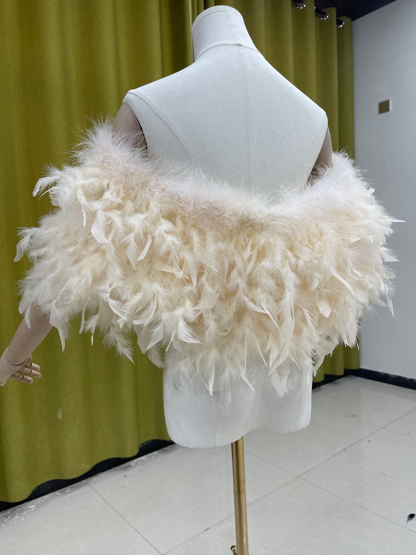 Party shawl, dress shawl, trailing shawl, turkey feathers, real feathers, dinner, wedding