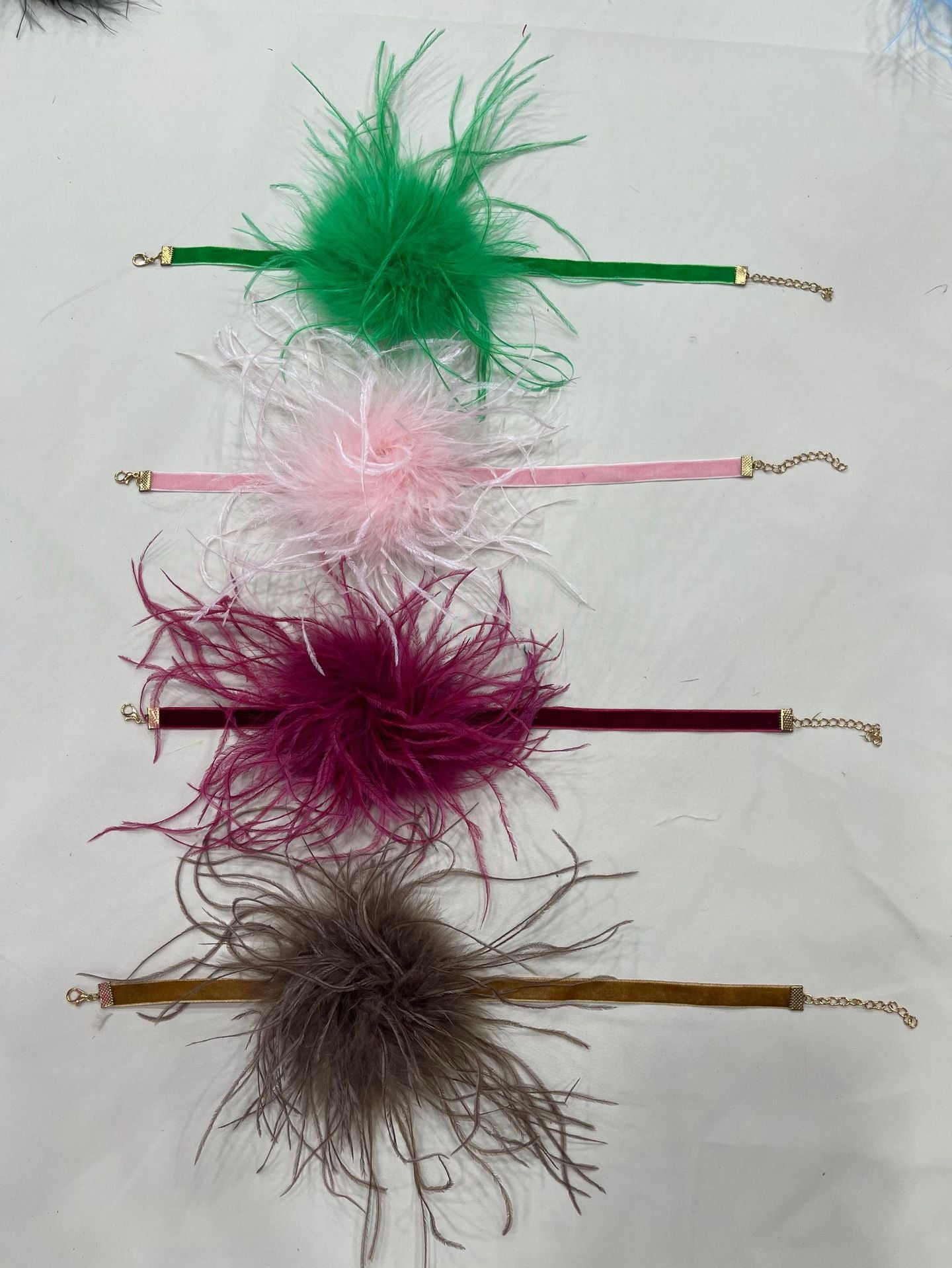 Handmade clavicle necklace ostrich feather decoration fashionable and versatile homemade original design can be wholesale