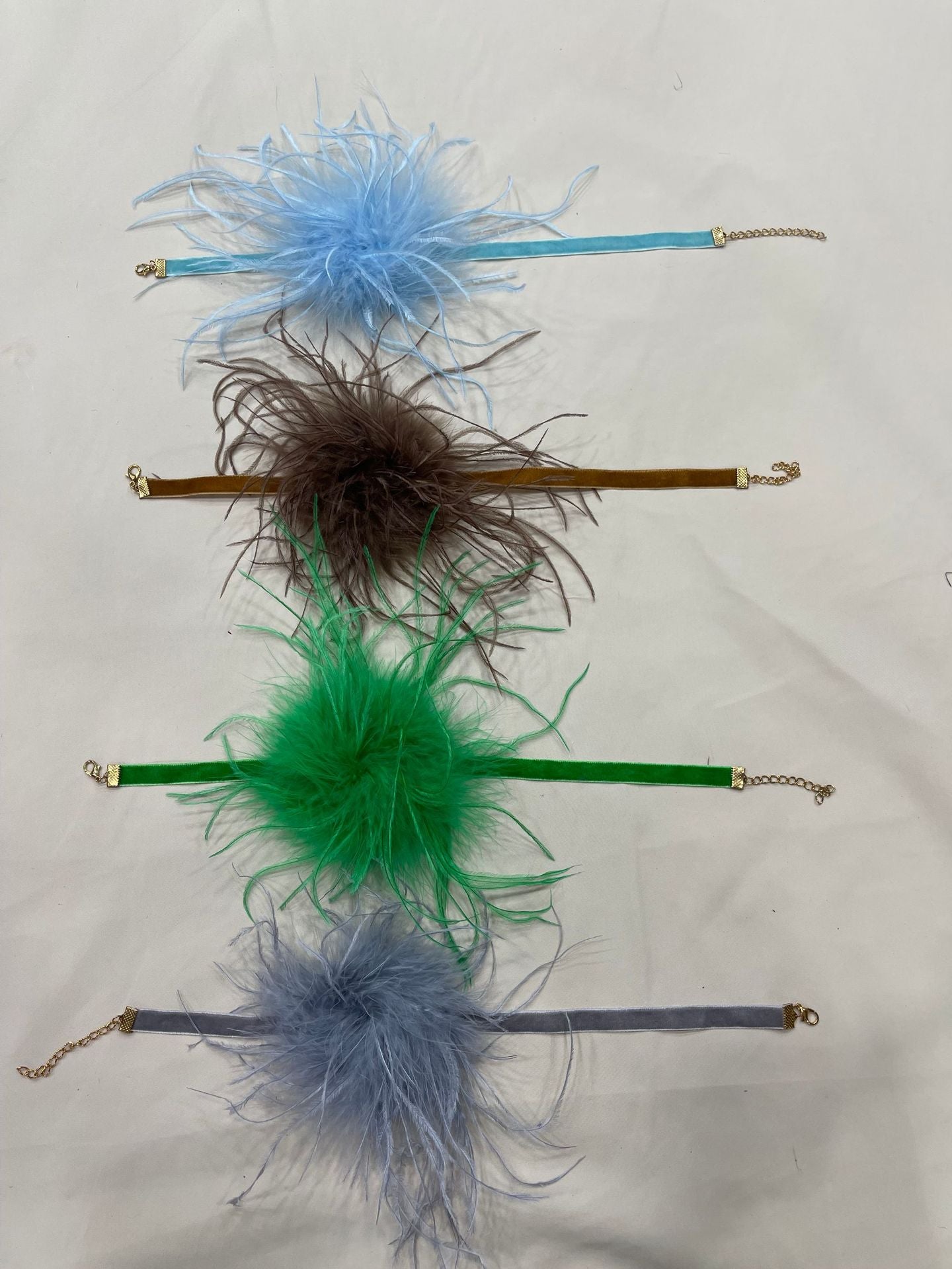 Handmade clavicle necklace ostrich feather decoration fashionable and versatile homemade original design can be wholesale