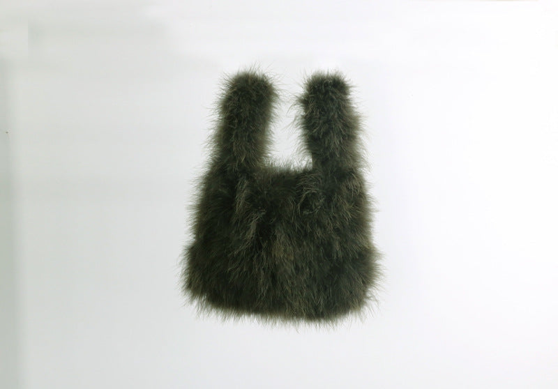 Vest bag, feather bag, handmade bag, soft bag, plush bag, fur bag, can be wholesaled