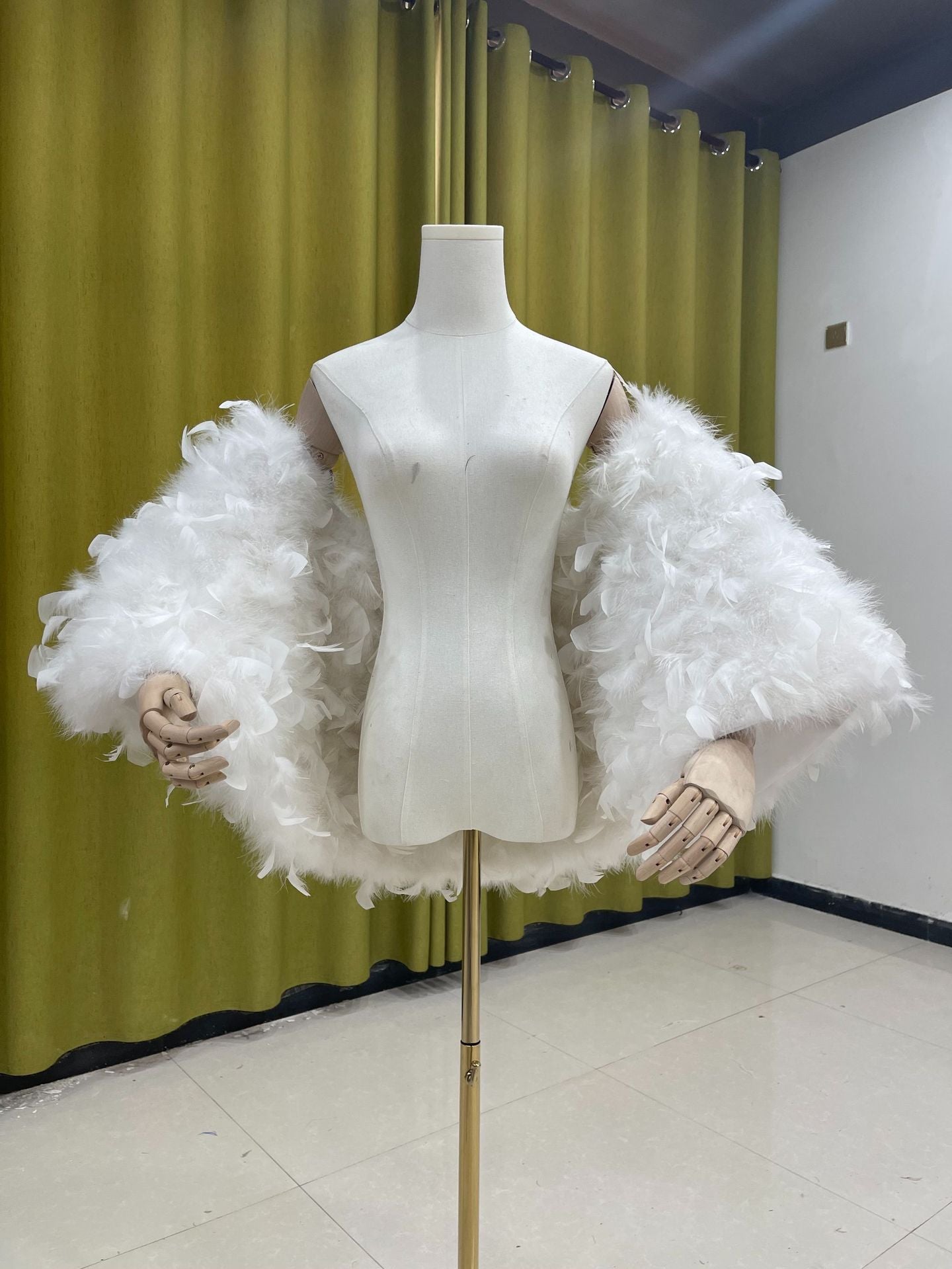 Feather shawl, ladies' trailing shawl, banquet dress shawl, evening party, cloak, turkey fur shawl, real fur