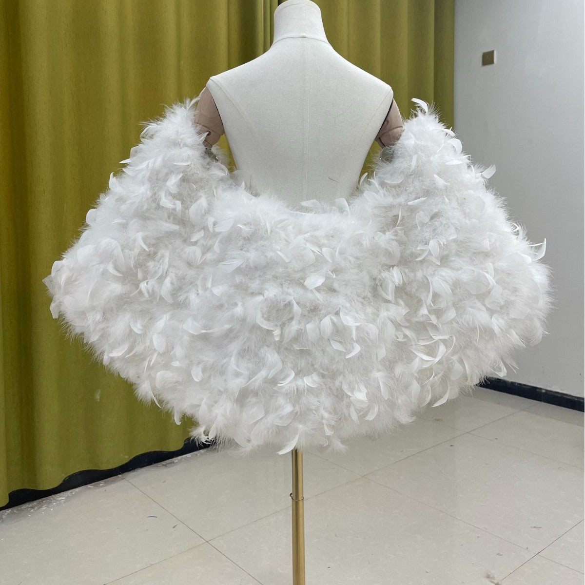 Feather shawl, ladies' trailing shawl, banquet dress shawl, evening party, cloak, turkey fur shawl, real fur