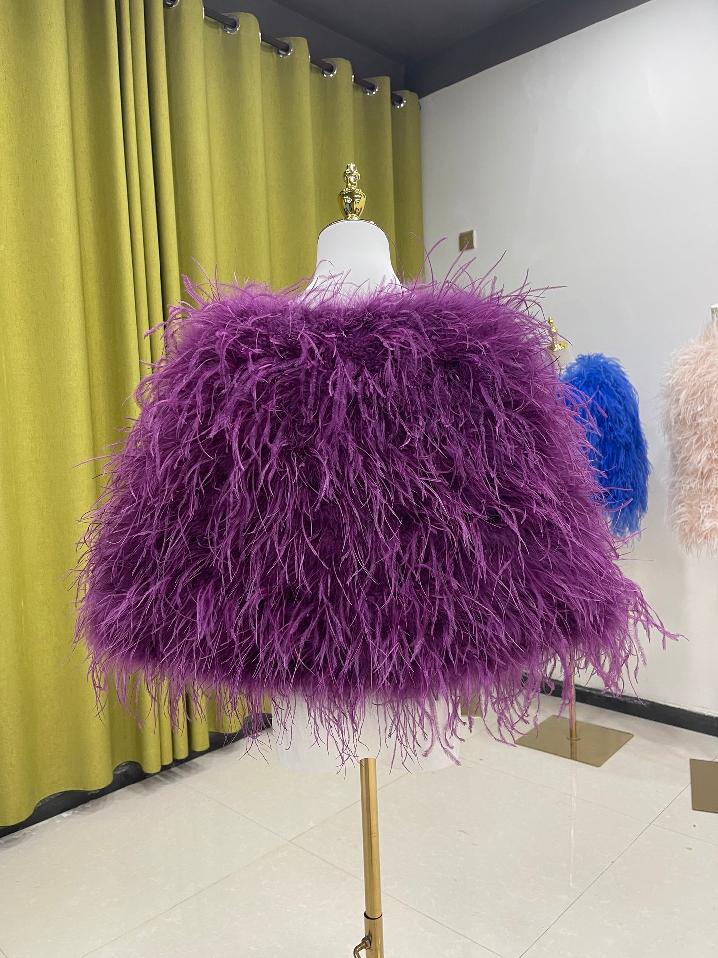 Ostrich feather shawl, large shawl, dress shawl, party cloak, real feather weaving, ladies shawl, warm quilted, wholesale clothing factory, custom sizes, many colors