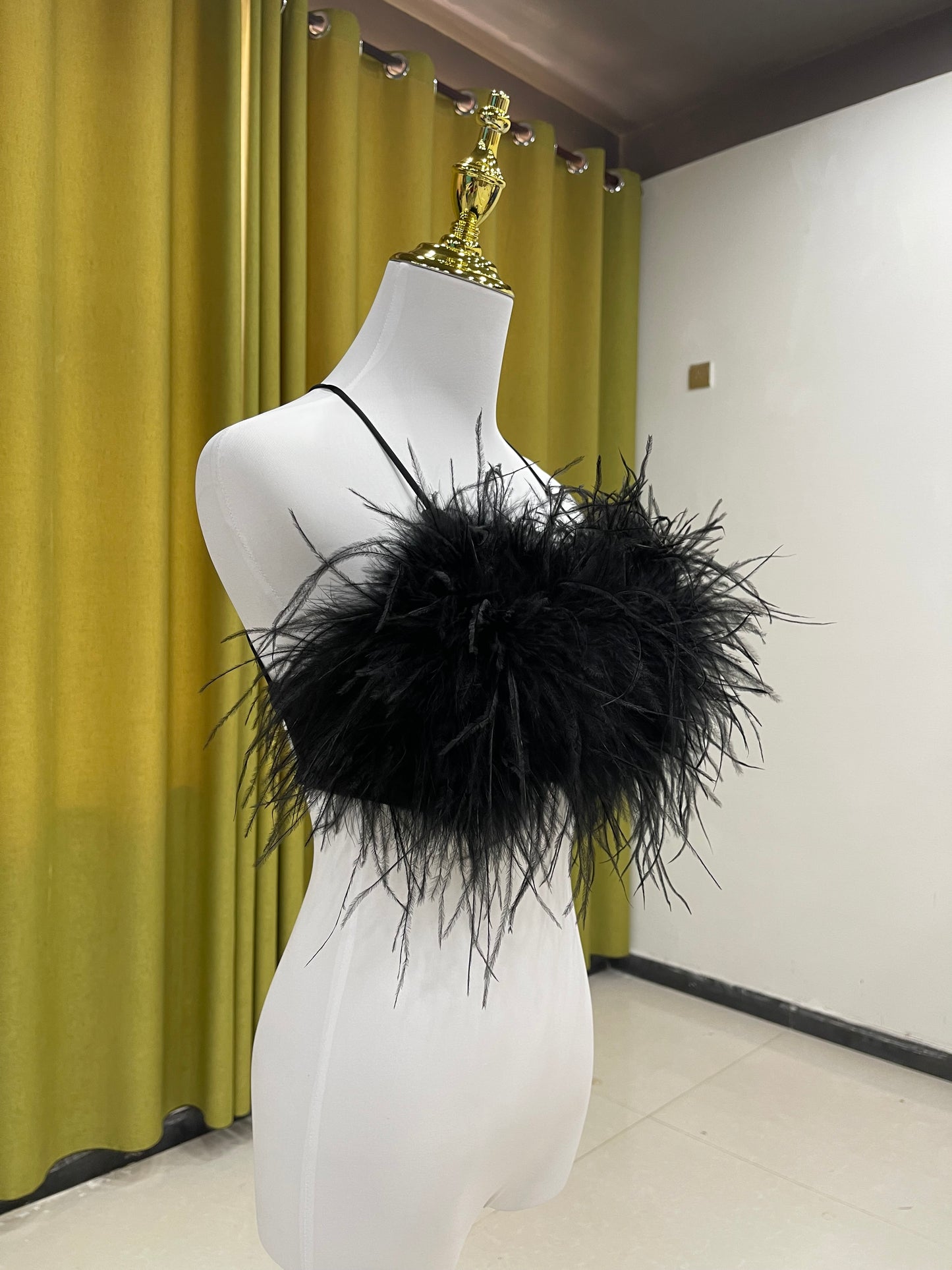 Ostrich feather bra, ostrich feather vest, ostrich feather chest wrap, backless sexy bra, women's beautiful back bra, outer wear bra vest, wholesale, clothing factory