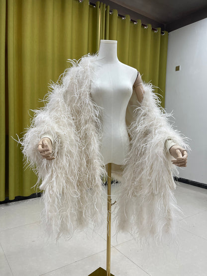 Large shawls, long shawl coats, shawls with sleeves, ostrich feather shawls, feather shawls, fur shawls, handmade shawls. Dress shawls, cheongsam shawls, clothing factories, feather clothing manufacturers