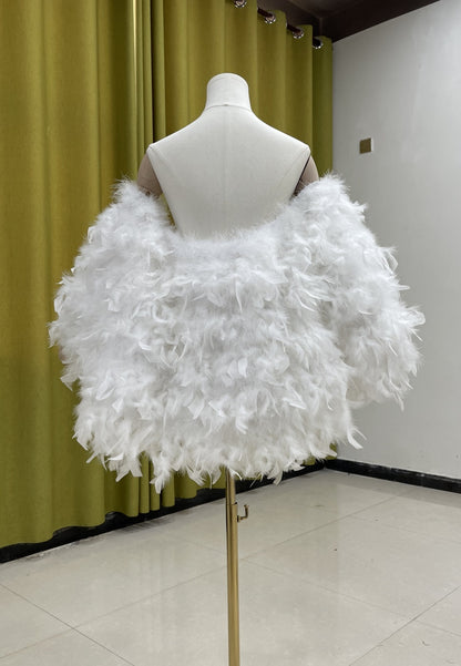 Shawl with train. Evening shawl, dress shawl. Feather shawl. Turkey feather cape. Double-sided wool. Wholesale. Processing. Customization. Party accessories