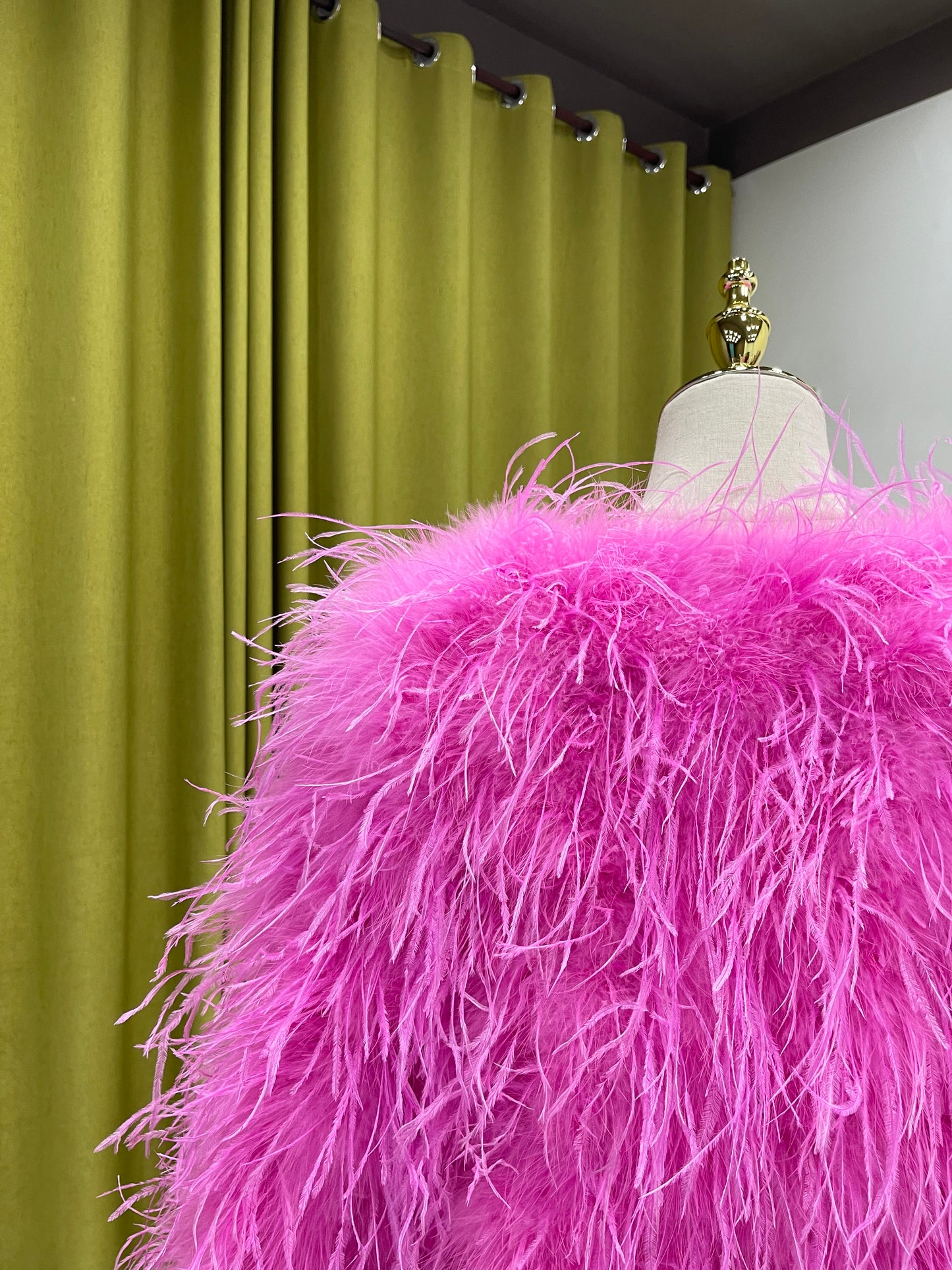 100% Natural Ostrich Feather Cropped Jacket | Handmade | 30 Colors Available | 20-Year Factory